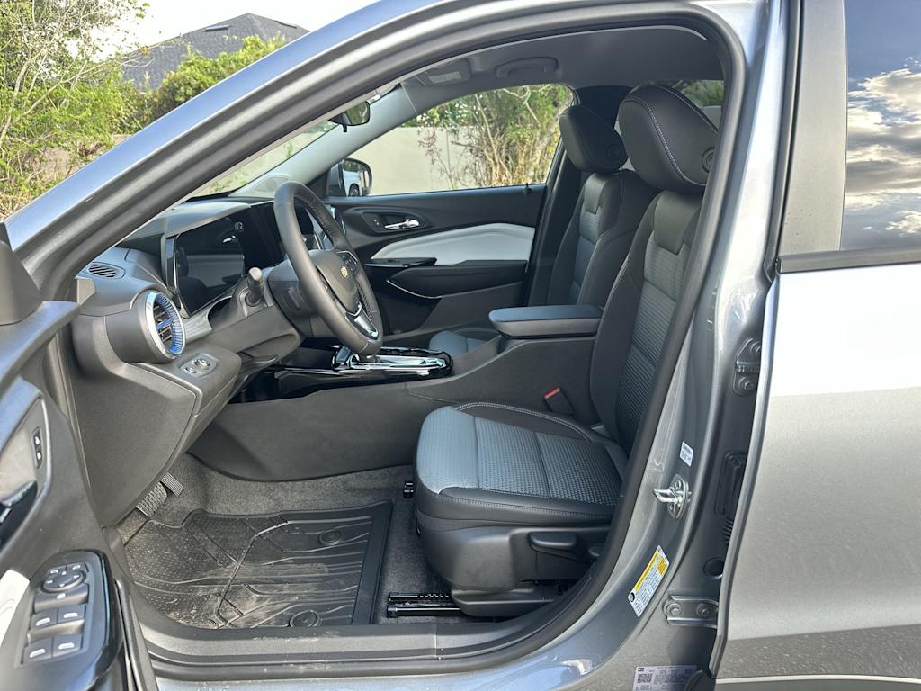 Thumbnail: 2026 Chevrolet Trax - 11