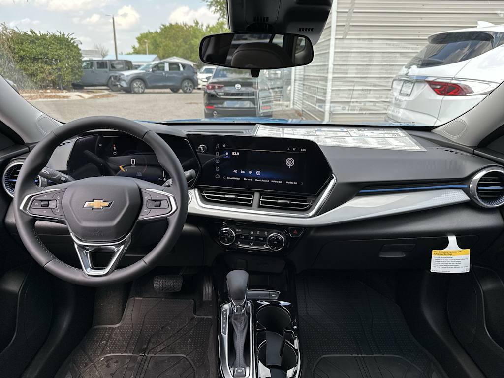 Thumbnail: 2026 Chevrolet Trax - 2