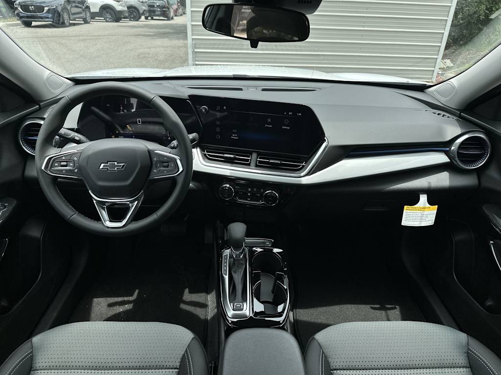 Thumbnail: 2026 Chevrolet Trax - 2