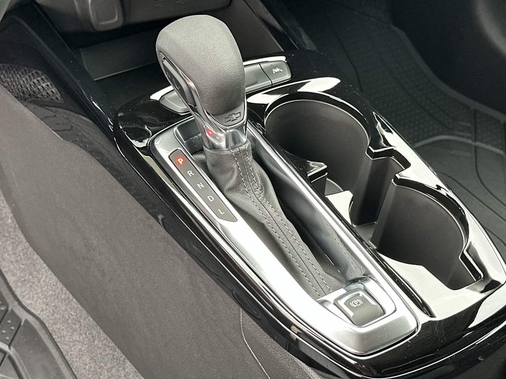 Thumbnail: 2026 Chevrolet Trax - 16