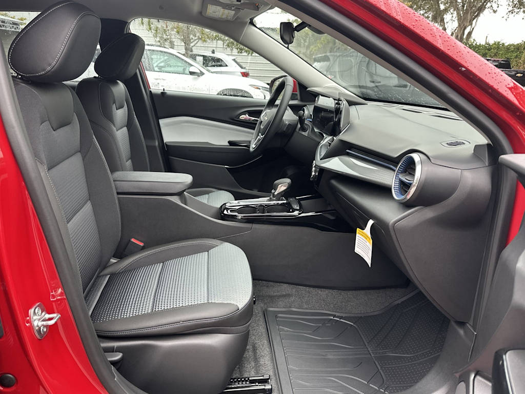 Thumbnail: 2026 Chevrolet Trax - 27