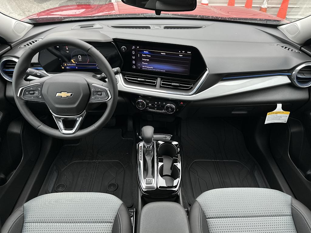 Thumbnail: 2026 Chevrolet Trax - 2