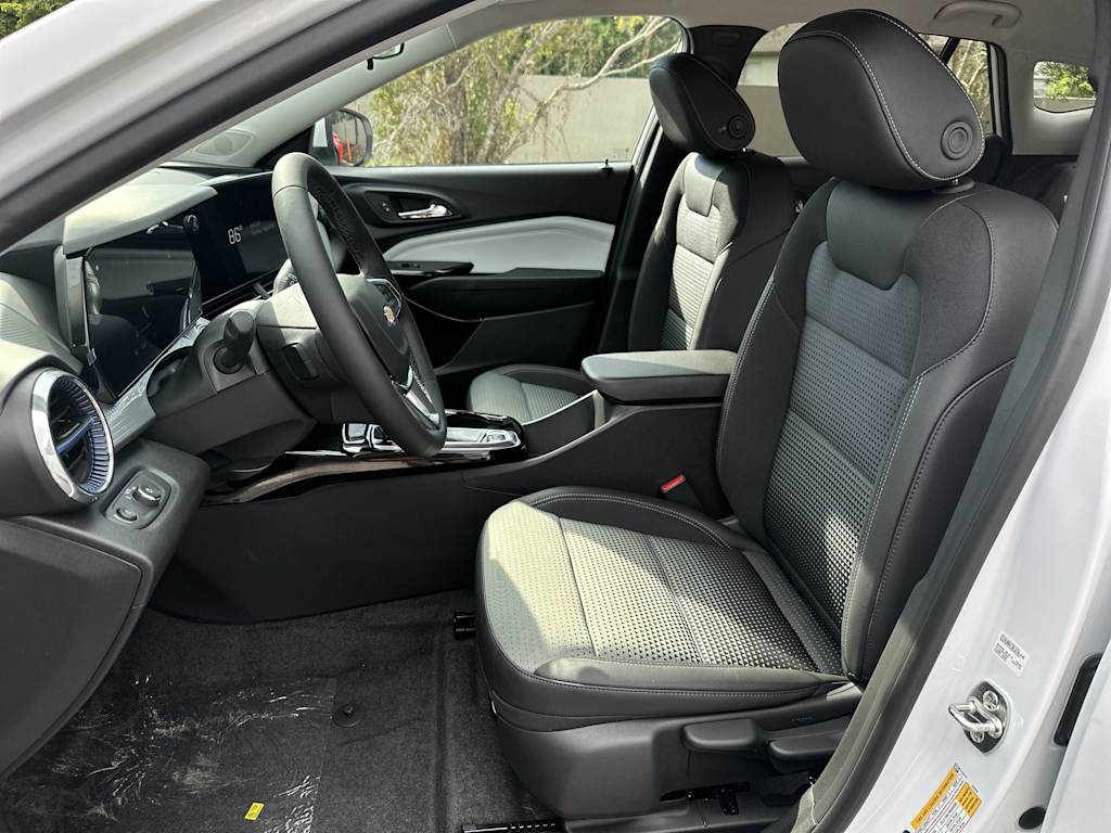 Thumbnail: 2026 Chevrolet Trax - 12
