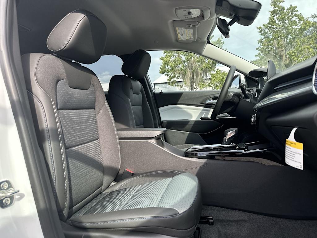 Thumbnail: 2026 Chevrolet Trax - 25