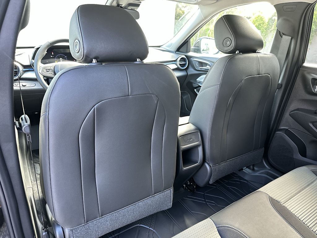 Thumbnail: 2026 Chevrolet Trax - 13