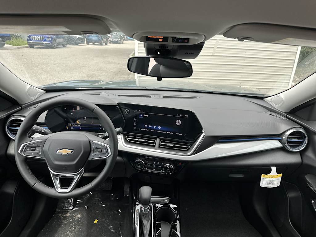 Thumbnail: 2026 Chevrolet Trax - 2