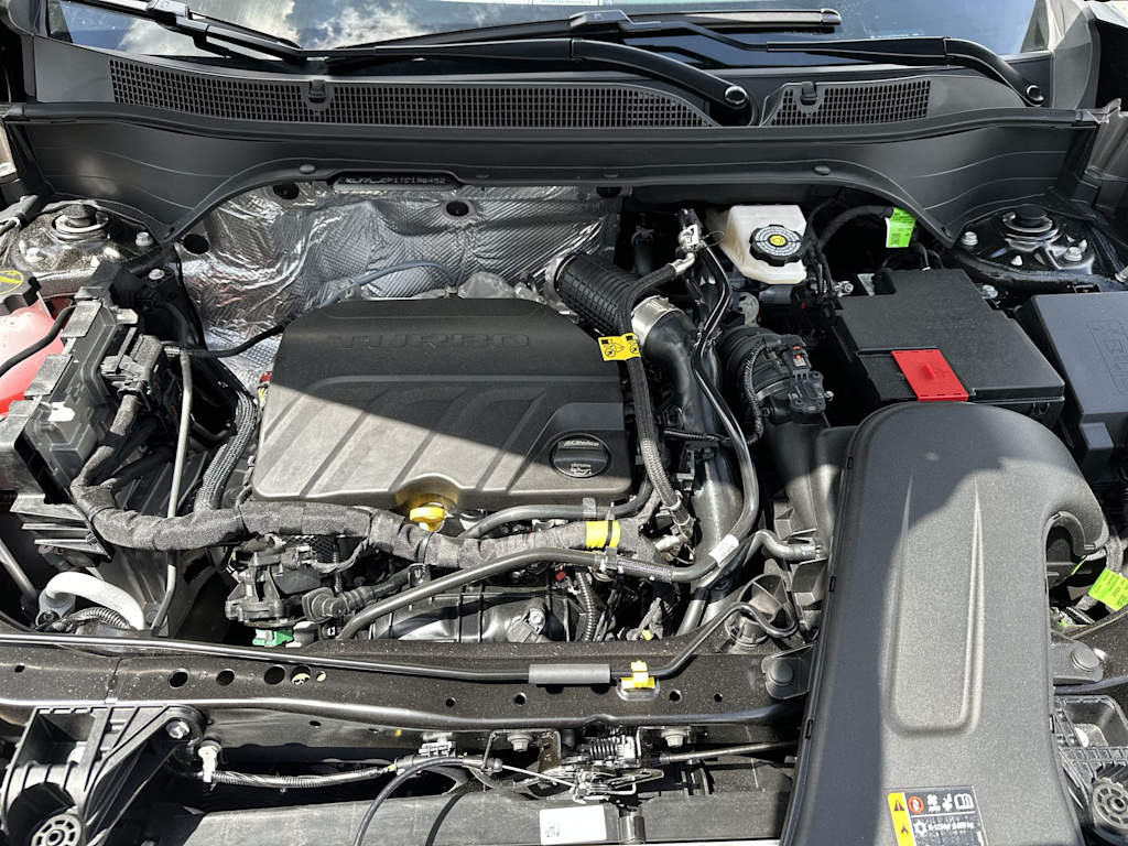 Thumbnail: 2026 Chevrolet Trax - 9