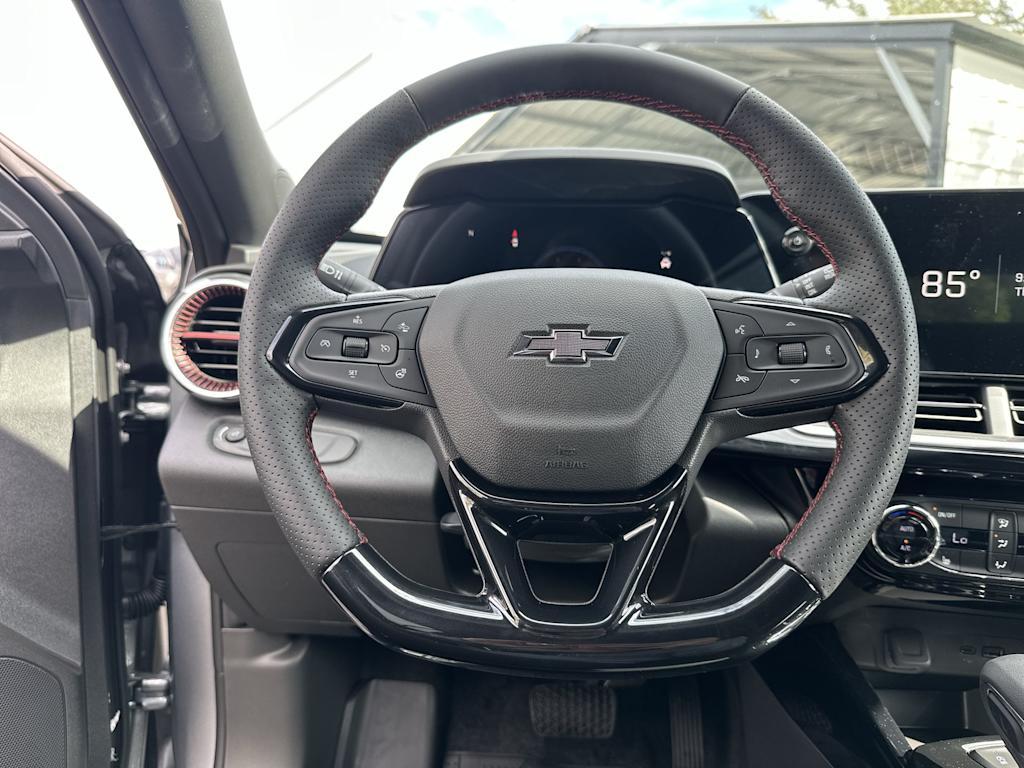 Thumbnail: 2026 Chevrolet Trax - 9