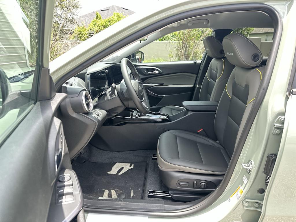 Thumbnail: 2026 Chevrolet Trax - 11