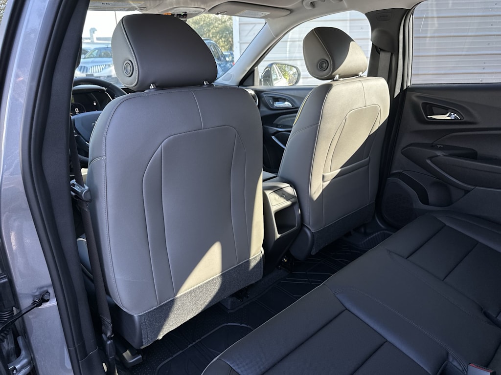 Thumbnail: 2026 Chevrolet Trax - 13