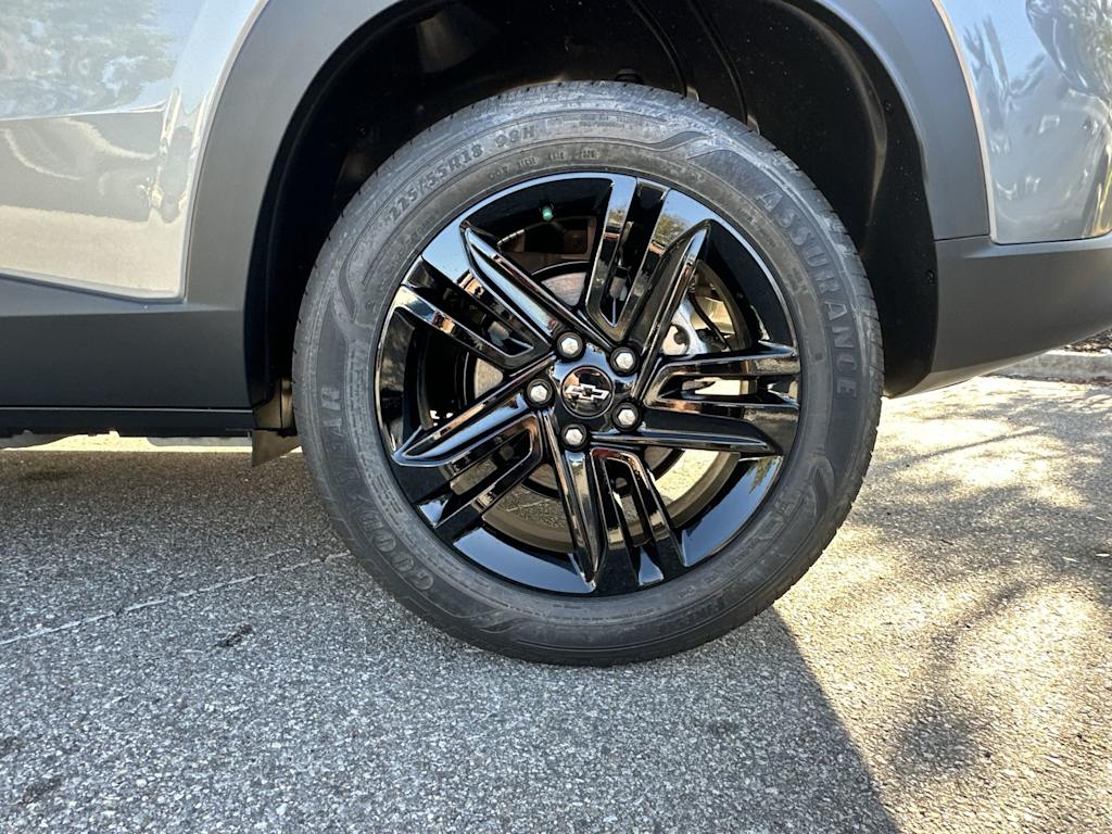 Thumbnail: 2026 Chevrolet Trax - 8