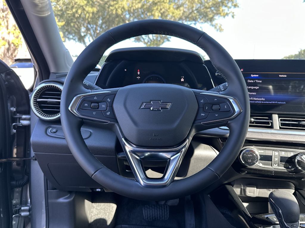 Thumbnail: 2026 Chevrolet Trax - 10