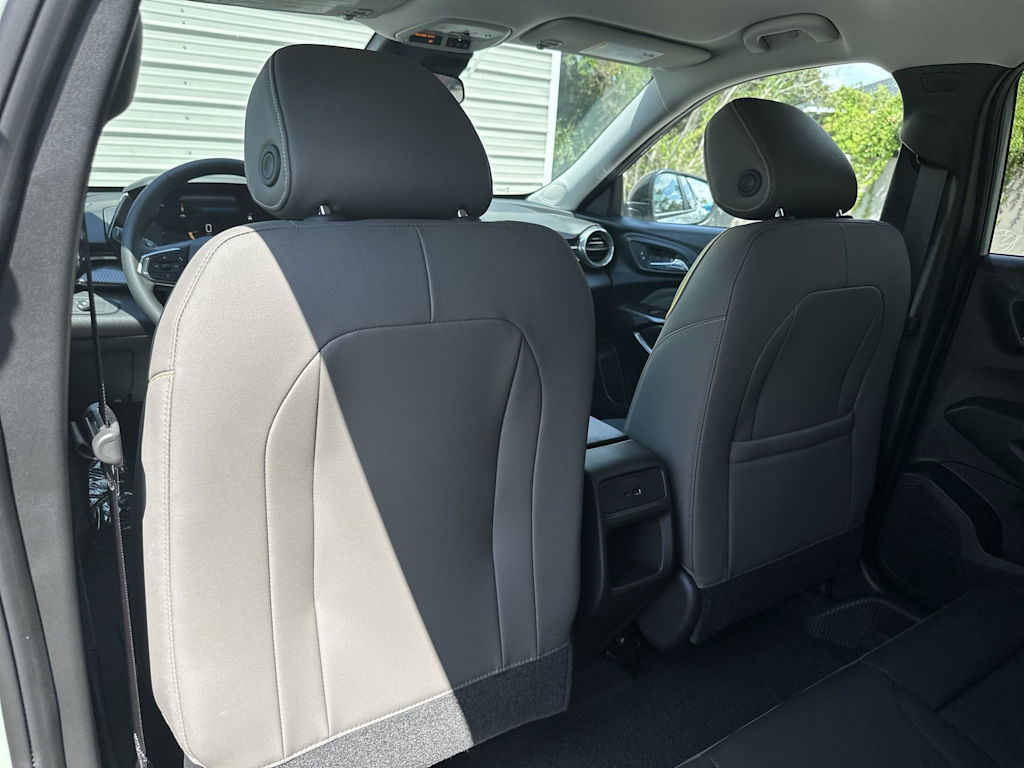 Thumbnail: 2026 Chevrolet Trax - 23