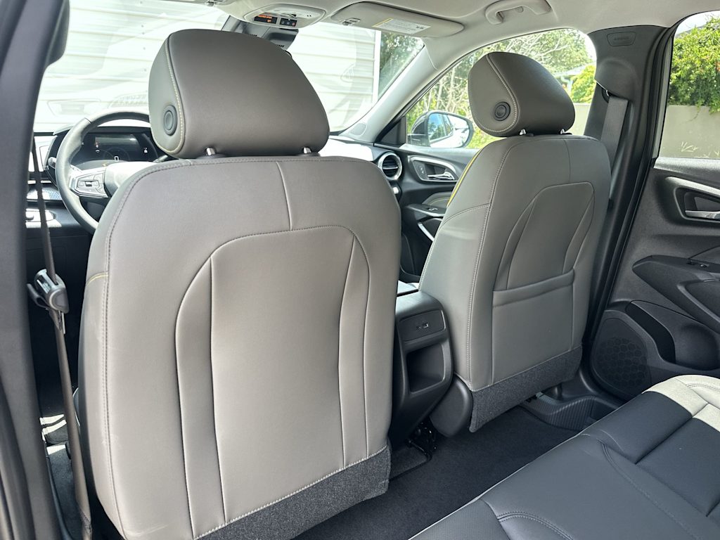 Thumbnail: 2026 Chevrolet Trax - 23