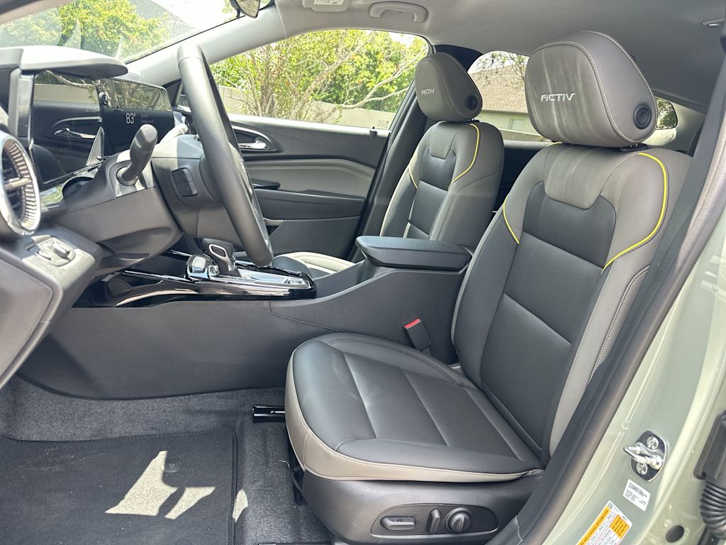 Thumbnail: 2026 Chevrolet Trax - 12
