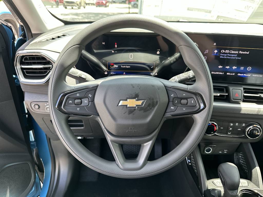 Thumbnail: 2026 Chevrolet TrailBlazer - 10