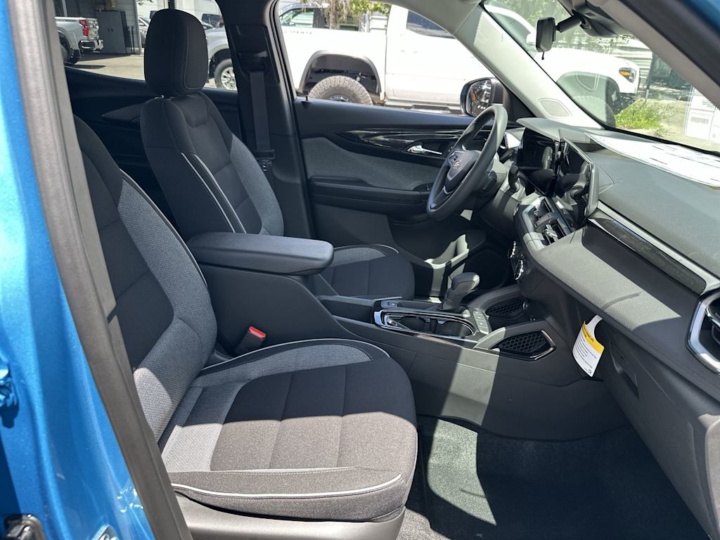 Thumbnail: 2026 Chevrolet TrailBlazer - 25