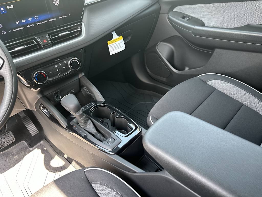 Thumbnail: 2026 Chevrolet TrailBlazer - 15