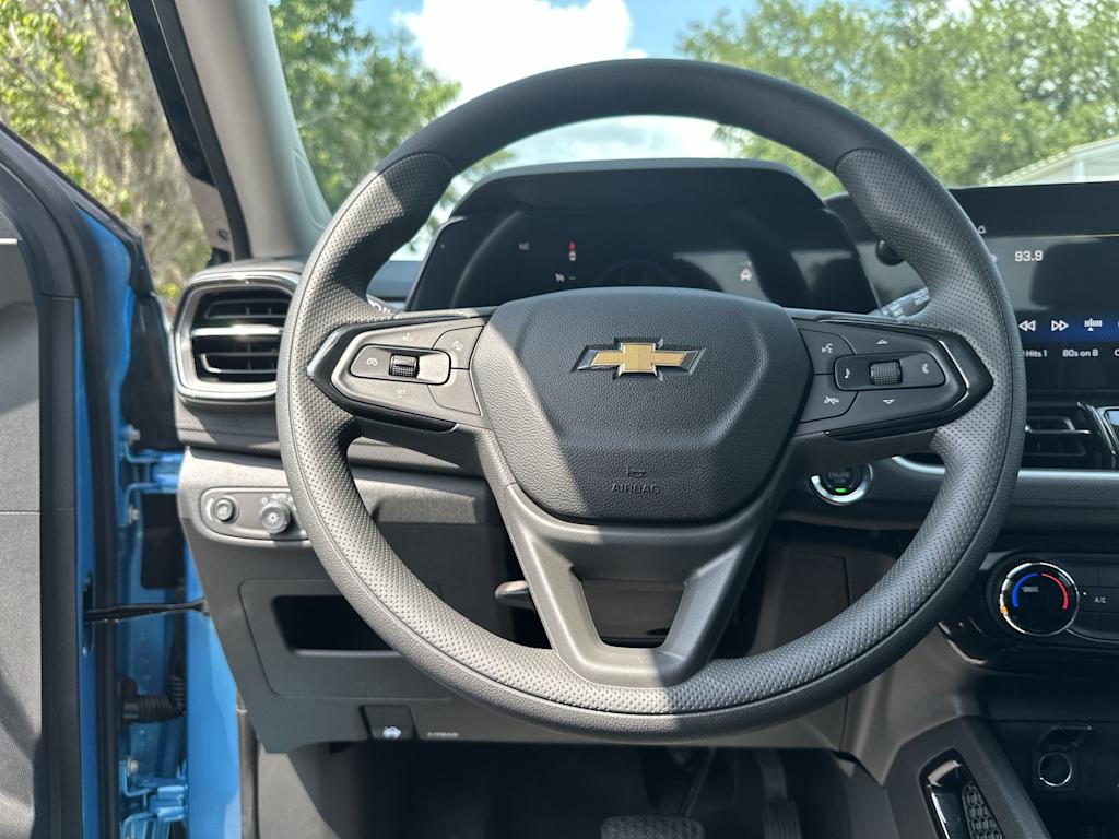 Thumbnail: 2026 Chevrolet TrailBlazer - 10