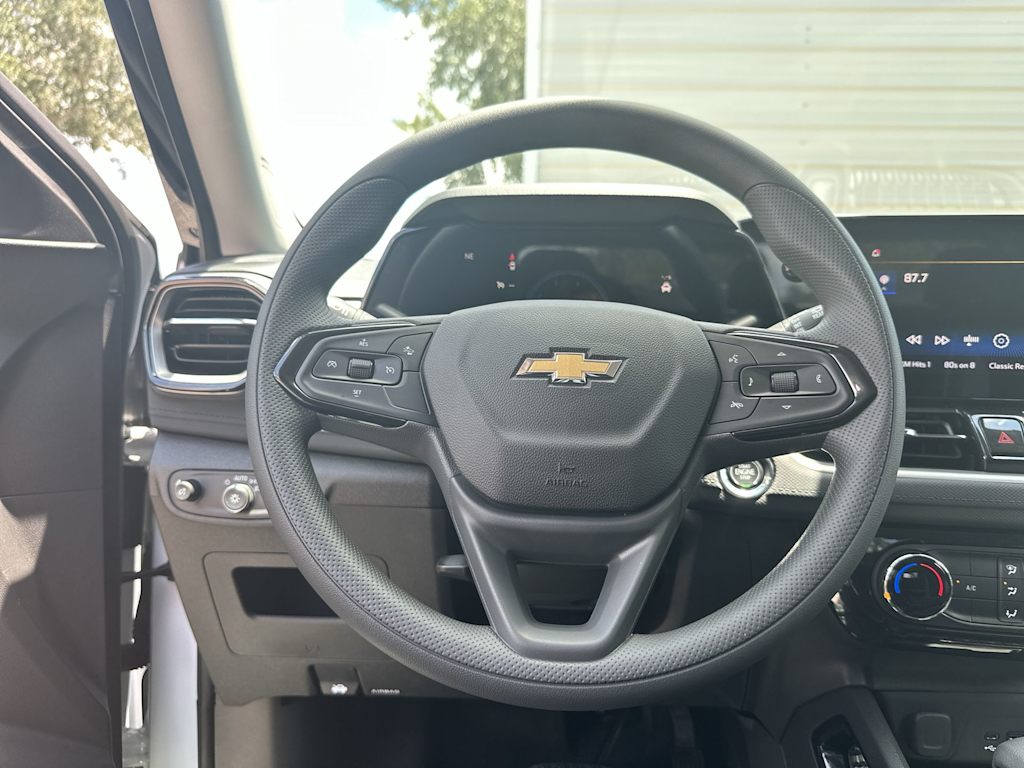 Thumbnail: 2026 Chevrolet TrailBlazer - 10