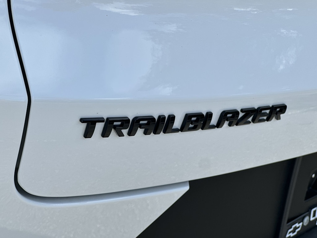 Thumbnail: 2026 Chevrolet TrailBlazer - 22