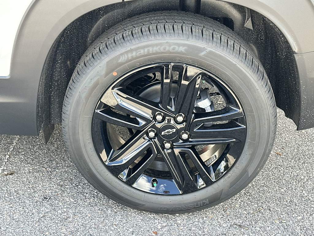 Thumbnail: 2026 Chevrolet TrailBlazer - 8