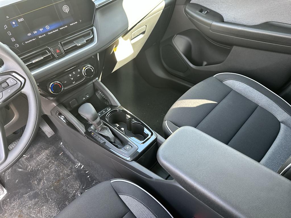 Thumbnail: 2026 Chevrolet TrailBlazer - 15