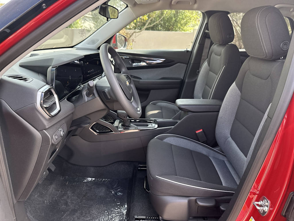 Thumbnail: 2026 Chevrolet TrailBlazer - 12