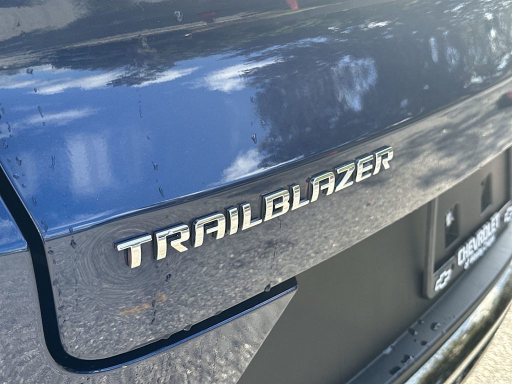 Thumbnail: 2023 Chevrolet TrailBlazer - 23