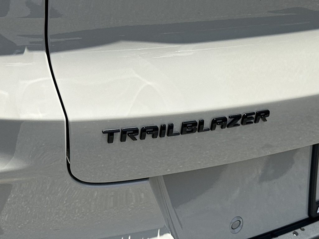 Thumbnail: 2026 Chevrolet TrailBlazer - 20