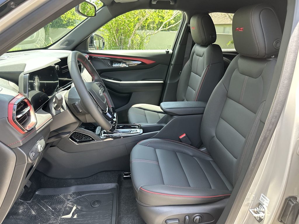 Thumbnail: 2026 Chevrolet TrailBlazer - 12