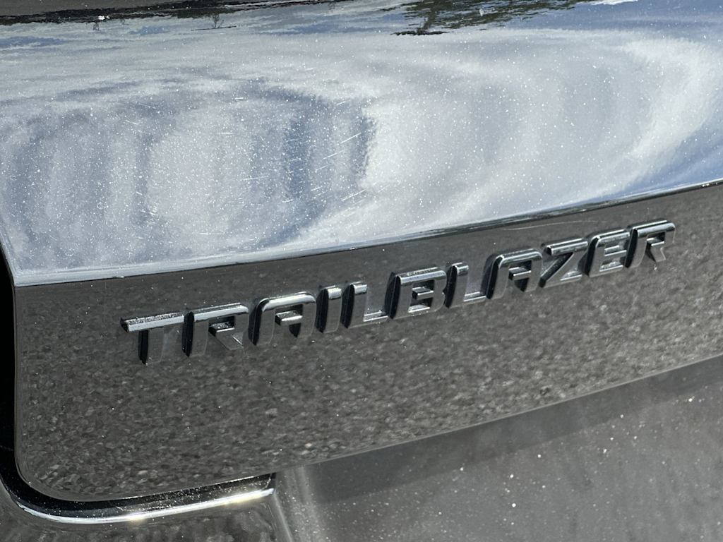 Thumbnail: 2023 Chevrolet TrailBlazer - 23