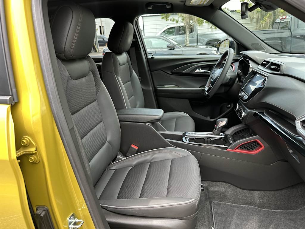 Thumbnail: 2023 Chevrolet TrailBlazer - 27