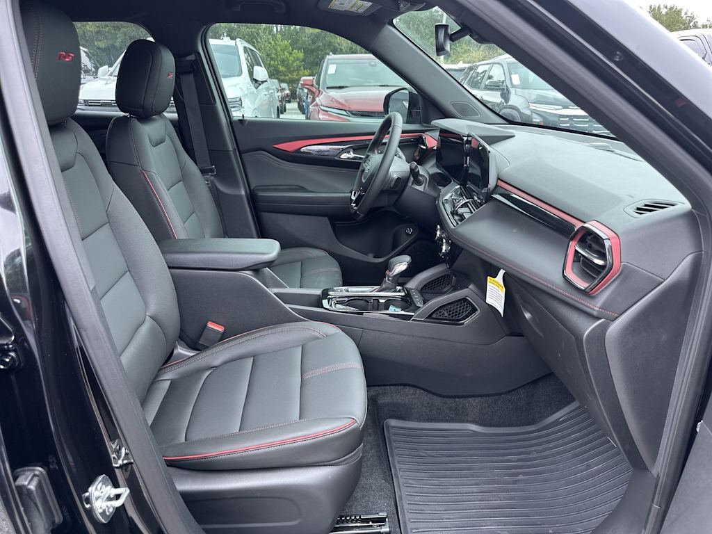 Thumbnail: 2026 Chevrolet TrailBlazer - 26