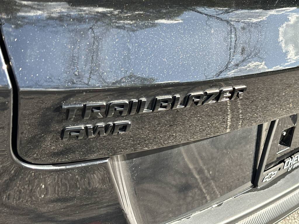 Thumbnail: 2023 Chevrolet TrailBlazer - 22