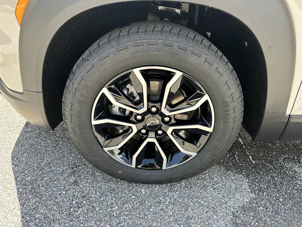 Thumbnail: 2026 Chevrolet TrailBlazer - 8
