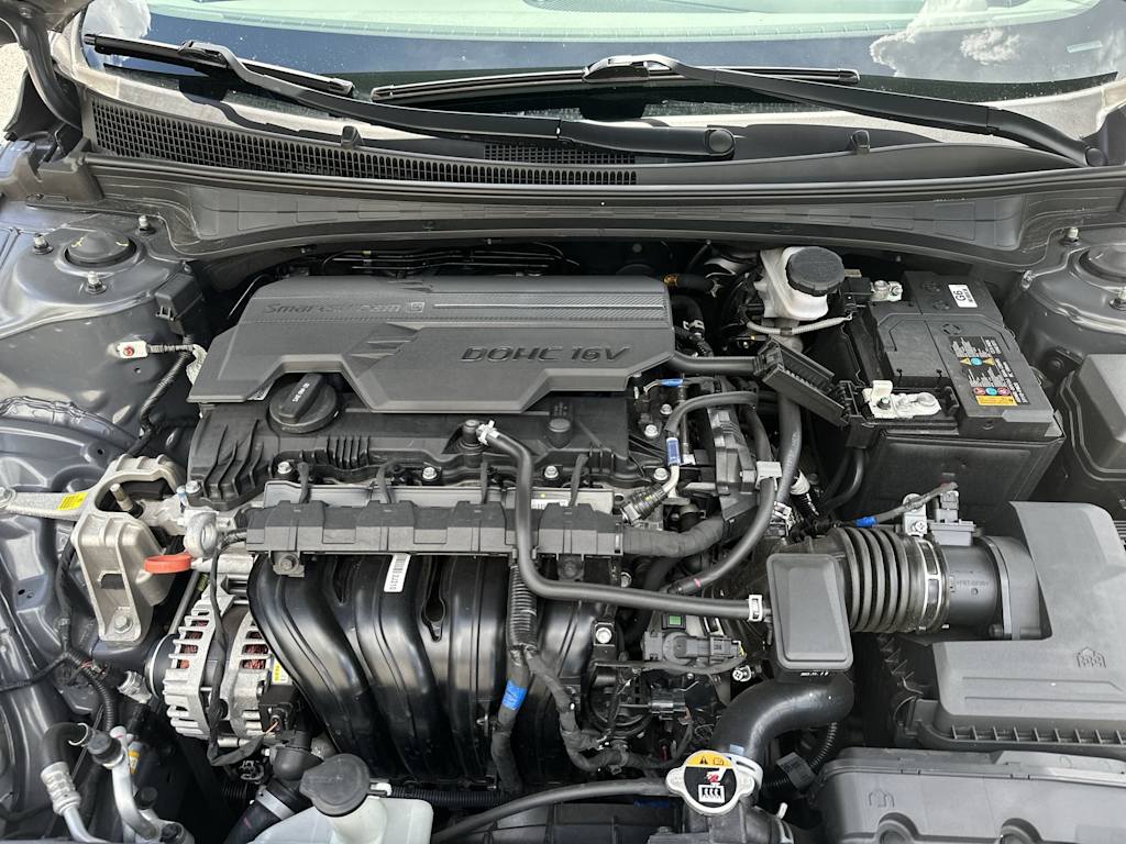 Thumbnail: 2024 Hyundai Elantra - 8