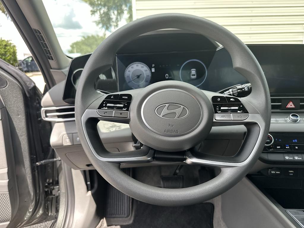 Thumbnail: 2024 Hyundai Elantra - 9