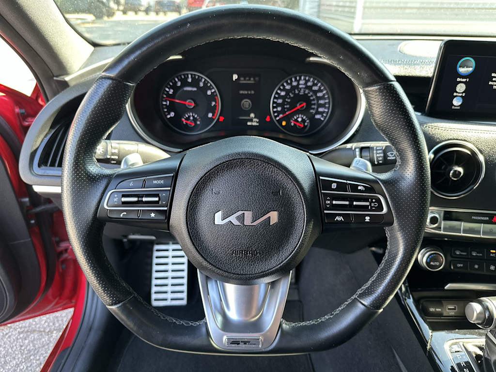 Thumbnail: 2023 Kia Stinger - 10