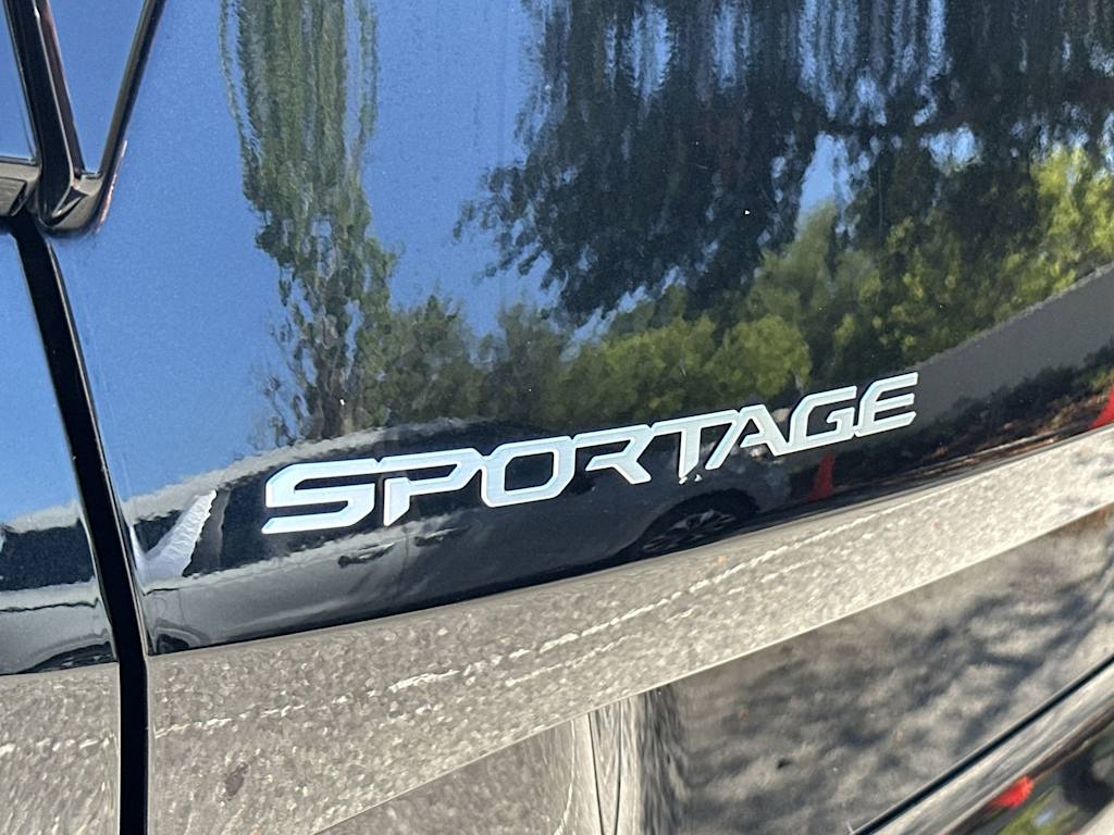 Thumbnail: 2023 Kia Sportage - 22