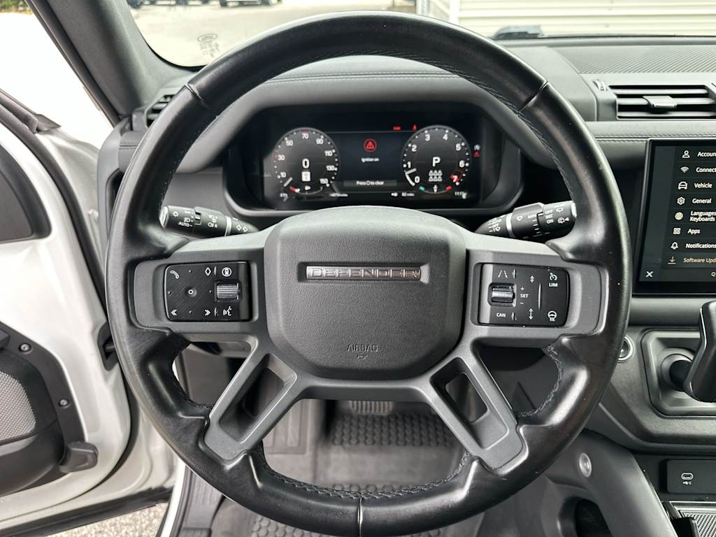 Thumbnail: 2024 Land Rover Defender - 9