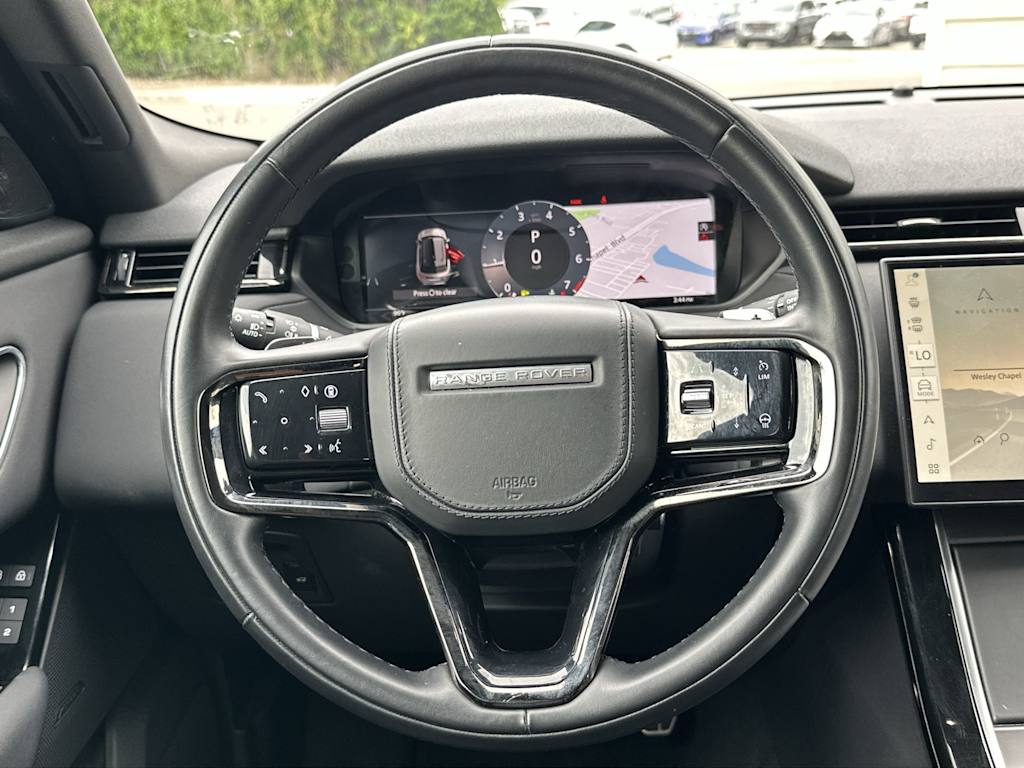 Thumbnail: 2025 Land Rover Range Rover Velar - 9