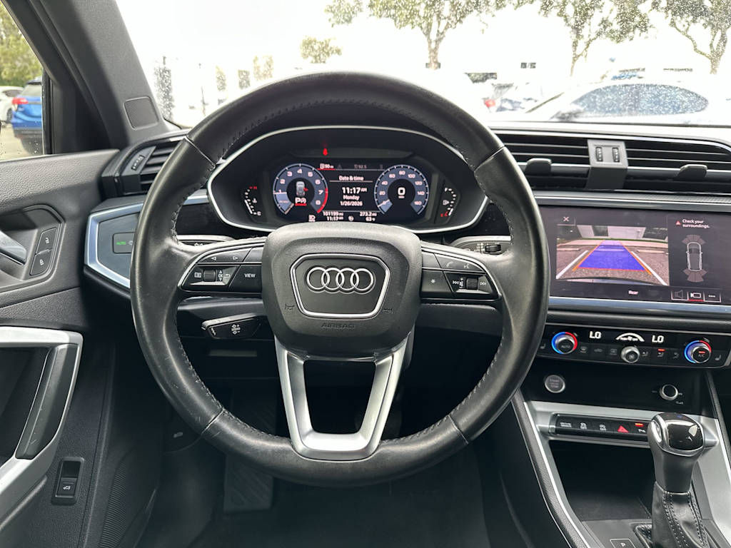 Thumbnail: 2020 Audi Q3 - 9