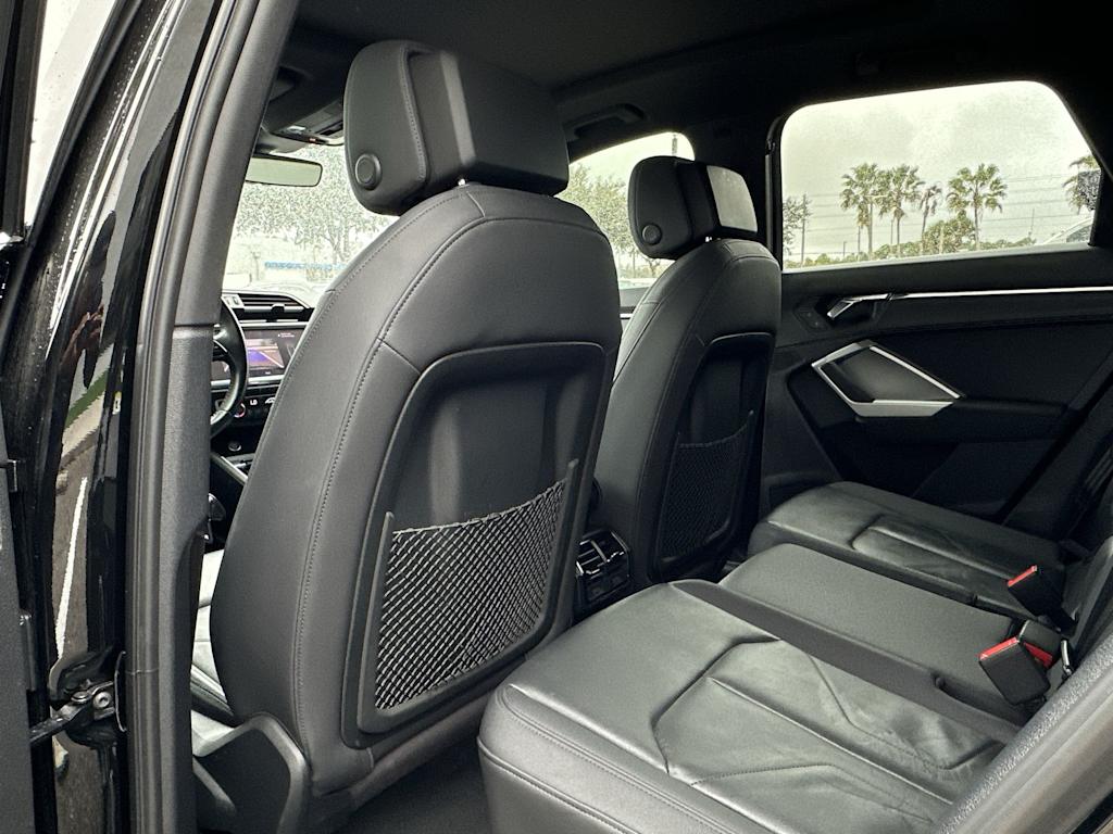 Thumbnail: 2020 Audi Q3 - 12