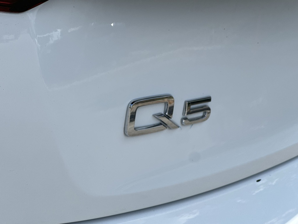 Thumbnail: 2025 Audi Q5 - 23