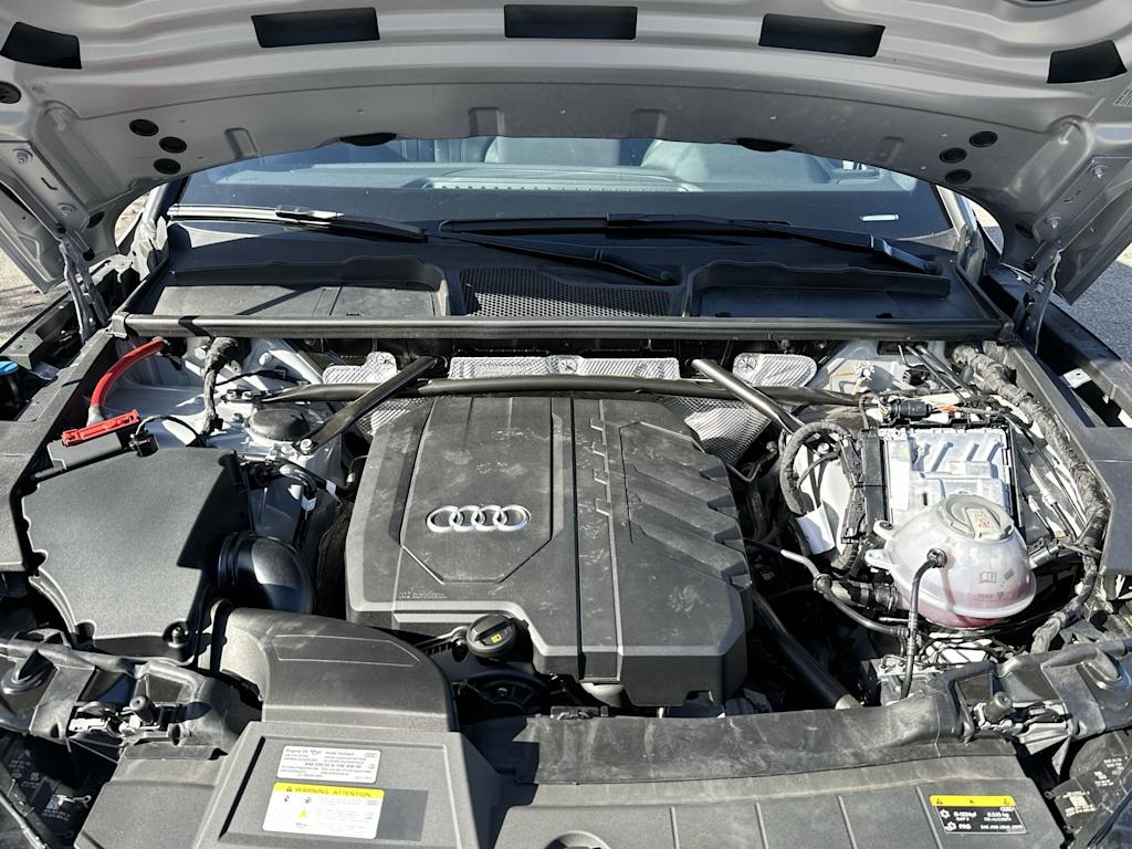 Thumbnail: 2025 Audi Q5 - 9