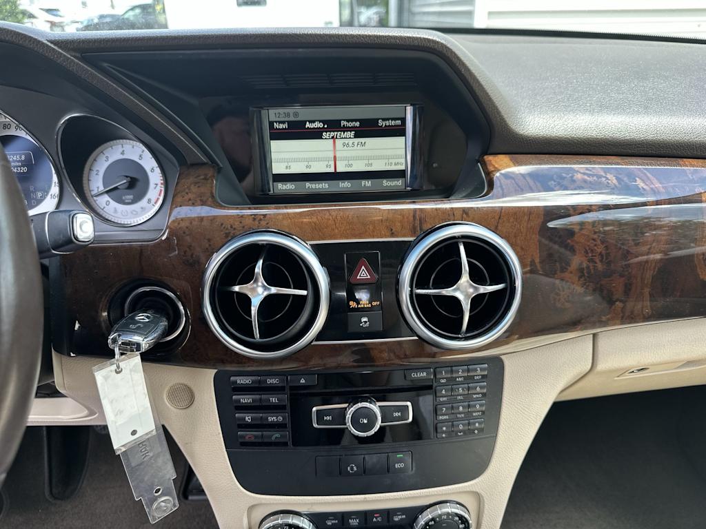 Thumbnail: 2014 Mercedes-Benz GLK - 14