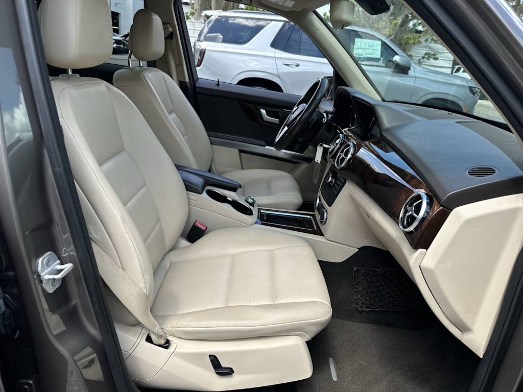 Thumbnail: 2014 Mercedes-Benz GLK - 26