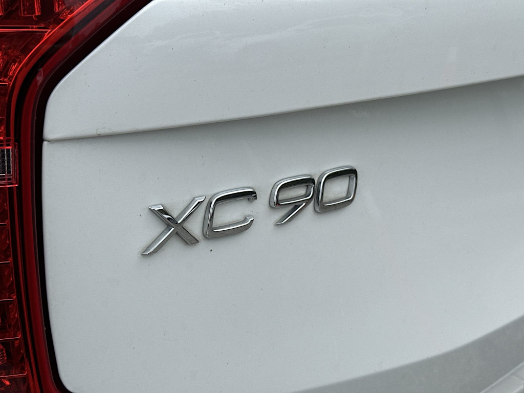 Thumbnail: 2023 Volvo XC90 - 23