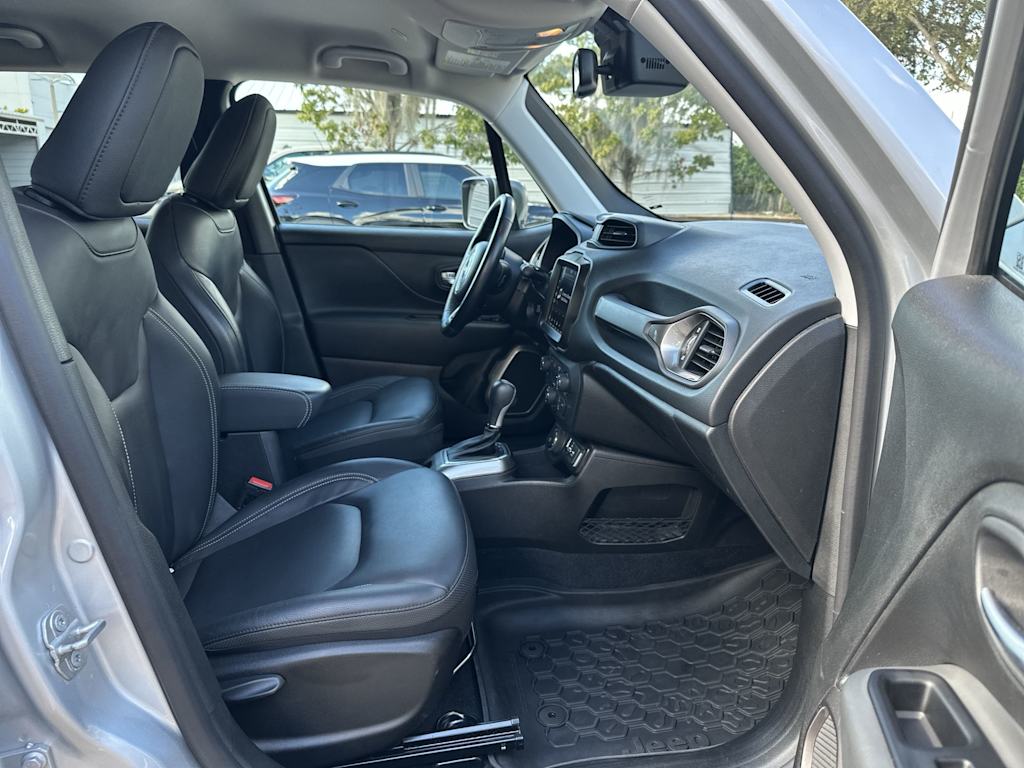 Thumbnail: 2021 Jeep Renegade - 24